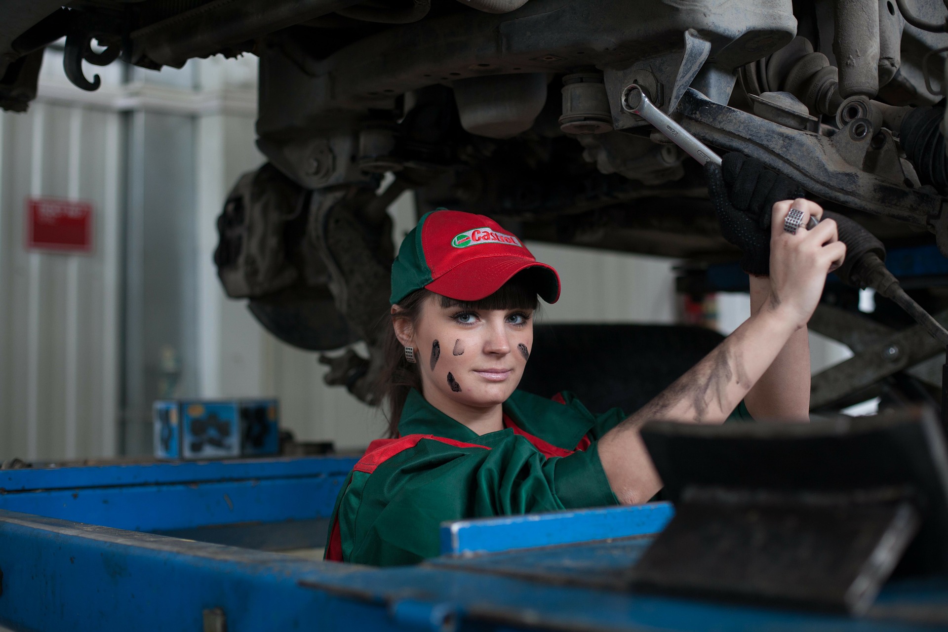 service auto autorizat