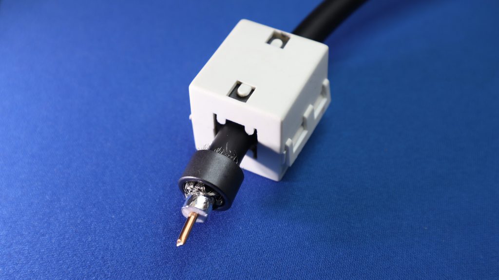 cablu din fibra optica