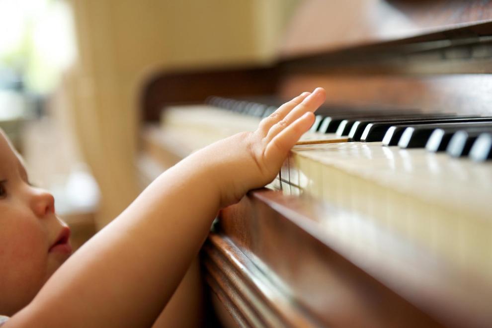 Care sunt beneficiile aduse de muzica